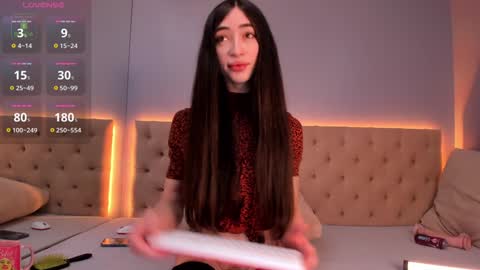 Nickie online show from 12/21/24, 10:39