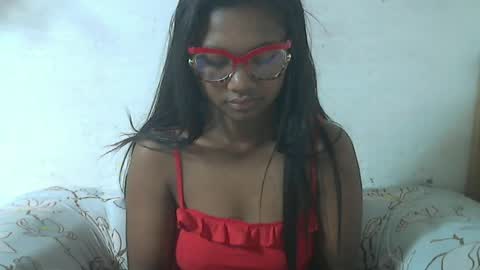 nickiqqyuu online show from 06/17/26, 12:02