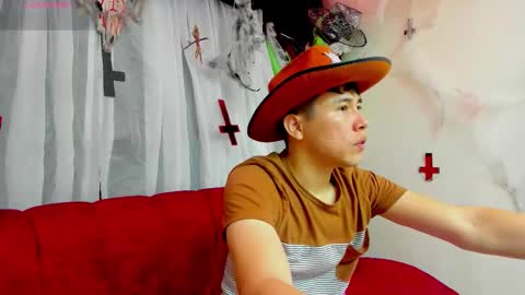 Nickk Wolff online show from 10/26/25, 01:39