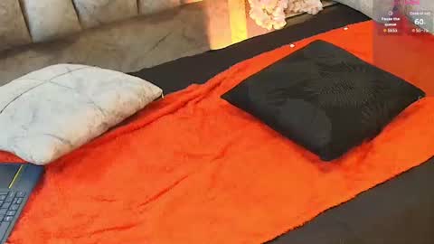 nickollsaenz online show from 07/18/26, 04:27