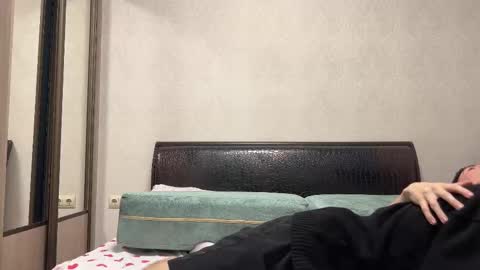 Snapshot of nickoxide chatting on 11/02/25, 05:04 nickoxide online show from 11/02/25, 05:04