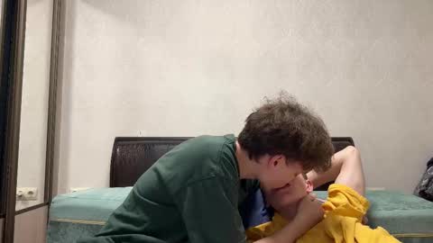 Snapshot of nickoxide chatting on 11/22/25, 05:12 nickoxide online show from 11/22/25, 05:12