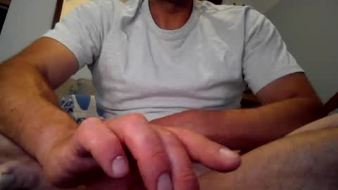 Snapshot of nickstick81 chatting on 07/08/26, 03:38 Joystick online show from 07/08/26, 03:38