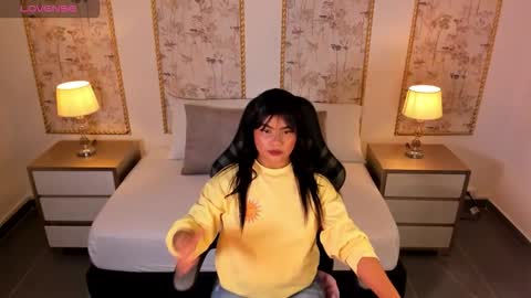 Nicky  online show from 09/19/25, 02:24