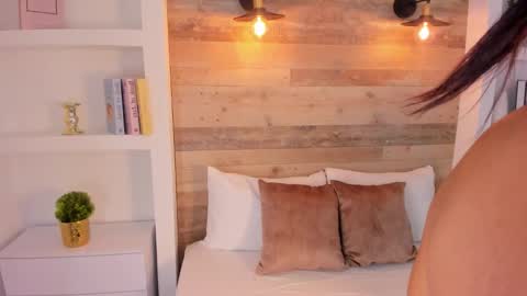 Nicky  online show from 11/05/25, 02:44