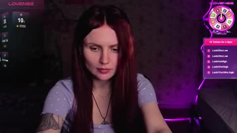 Snapshot of nicky_weekends chatting on 11/28/25, 01:52 Nicky Weekends online show from 11/28/25, 01:52