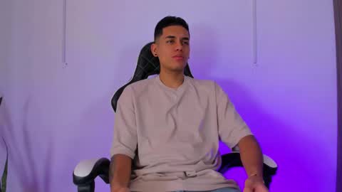 Nicky  online show from 09/19/25, 02:07