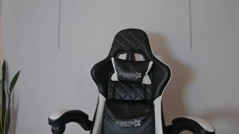 Nicky  online show from 09/27/25, 02:11