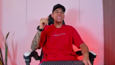 Nicky  online show from 10/14/25, 01:12