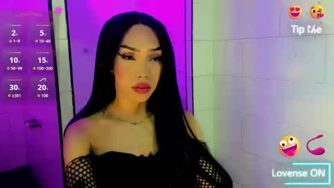 Nicky online show from 09/19/25, 03:52