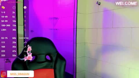 Nicky online show from 10/14/25, 04:13