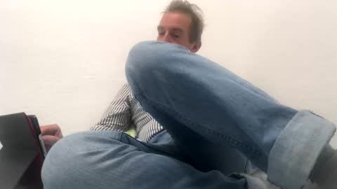 Snapshot of nico181969 chatting on 12/03/25, 07:23 Nico online show from 12/03/25, 07:23