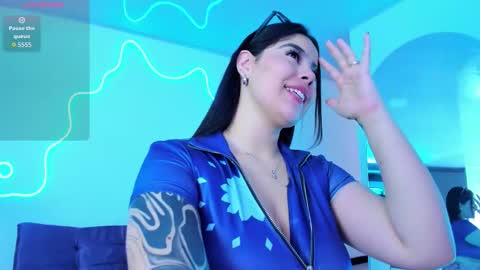 Snapshot of nicoblacke chatting on 09/19/25, 12:17 Nico Blacke online show from 09/19/25, 12:17