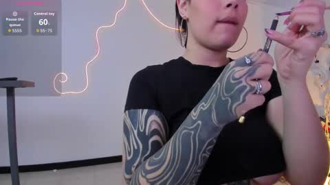 Snapshot of nicoblacke chatting on 10/03/25, 12:13 Nico Blacke online show from 10/03/25, 12:13