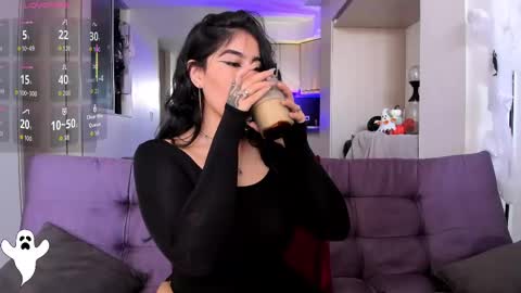 Snapshot of nicoblacke chatting on 10/28/25, 01:25 Nico Blacke online show from 10/28/25, 01:25