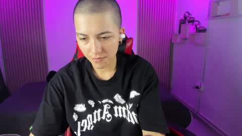 Snapshot of nicocoox chatting on 04/15/26, 11:27 NICO online show from 04/15/26, 11:27