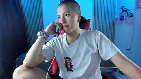 Snapshot of nicocoox chatting on 05/20/26, 01:01 NICO online show from 05/20/26, 01:01