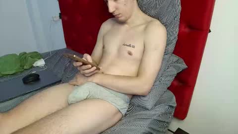 Snapshot of nicodavis chatting on 09/28/25, 01:05 nicodavis online show from 09/28/25, 01:05