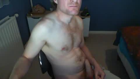 Snapshot of nicodu73 chatting on 10/26/25, 06:25 nicodu73 online show from 10/26/25, 06:25