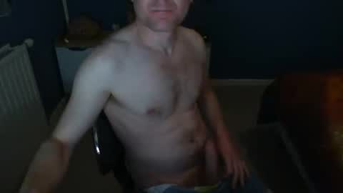 Snapshot of nicodu73 chatting on 11/01/25, 08:55 nicodu73 online show from 11/01/25, 08:55