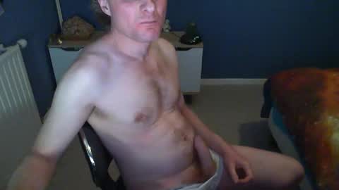 Snapshot of nicodu73 chatting on 11/07/25, 08:42 nicodu73 online show from 11/07/25, 08:42