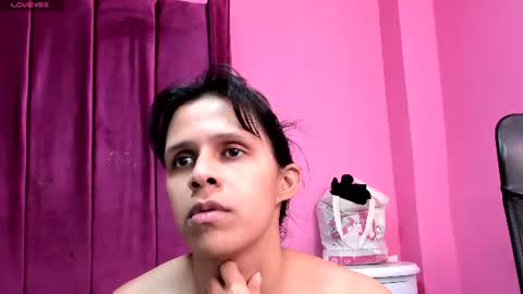 nicohillx online show from 07/10/26, 08:33