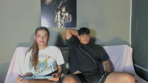 Snapshot of nicol_and_thiago_212 chatting on 03/26/26, 08:36 nicol_and_thiago_212 online show from 03/26/26, 08:36