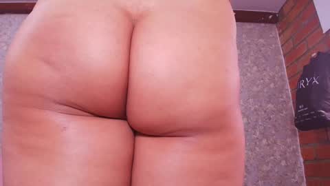 Nicol online show from 09/26/25, 07:29