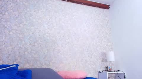 Nicol online show from 11/26/25, 03:07