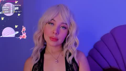 Snapshot of nicol_gw2025 chatting on 10/18/25, 03:53 Nicol Gw online show from 10/18/25, 03:53