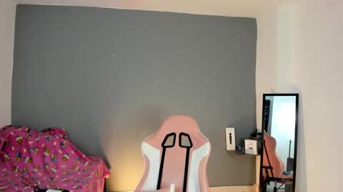 Nicol sanchez online show from 12/16/24, 01:42