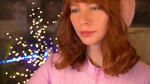 Snapshot of nicol_moonn chatting on 12/20/25, 06:42 Nicol Moonn online show from 12/20/25, 06:42
