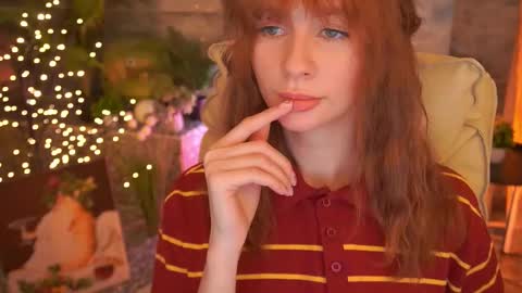 Snapshot of nicol_moonn chatting on 02/26/26, 02:05 Nicol Moonn online show from 02/26/26, 02:05