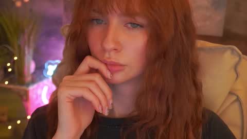 Snapshot of nicol_moonn chatting on 03/07/26, 02:03 Nicol Moonn online show from 03/07/26, 02:03