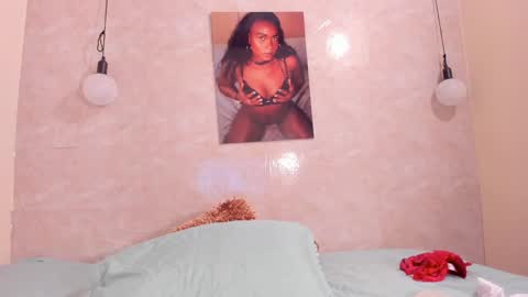 Nicol Villa online show from 01/24/25, 01:57