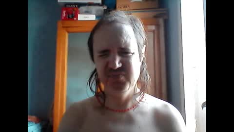 Nicolas online show from 01/04/25, 08:49