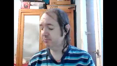 Nicolas online show from 03/08/25, 06:32