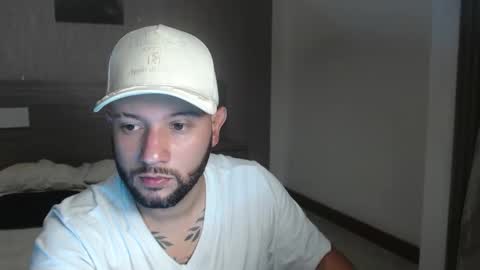 nicolas_ferrer25 online show from 09/17/25, 04:03