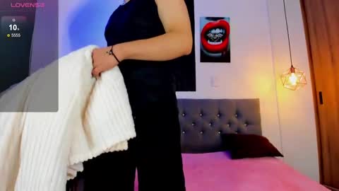 nicolas_james_sc online show from 09/27/25, 03:28