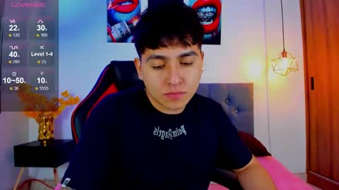 Snapshot of nicolas_james_sc chatting on 11/29/25, 01:14 nicolas_james_sc online show from 11/29/25, 01:14