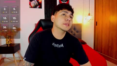 Snapshot of nicolas_james_sc chatting on 12/15/25, 01:37 nicolas_james_sc online show from 12/15/25, 01:37