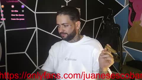 Snapshot of nicolas_torres99 chatting on 09/26/25, 03:10 nicolas online show from 09/26/25, 03:10