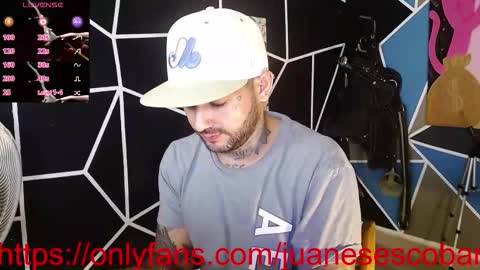 Snapshot of nicolas_torres99 chatting on 10/08/25, 03:59 nicolas online show from 10/08/25, 03:59