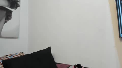 Snapshot of nicolasmuscle chatting on 12/12/24, 06:47 Andres online show from 12/12/24, 06:47