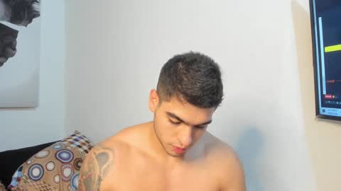 Snapshot of nicolasmuscle chatting on 01/08/25, 06:31 Andres online show from 01/08/25, 06:31