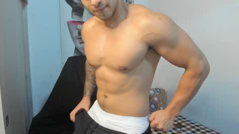 Snapshot of nicolasmuscle chatting on 01/09/25, 12:25 Andres online show from 01/09/25, 12:25