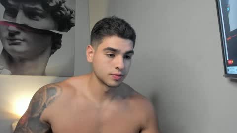 Snapshot of nicolasmuscle chatting on 01/28/25, 03:47 Andres online show from 01/28/25, 03:47