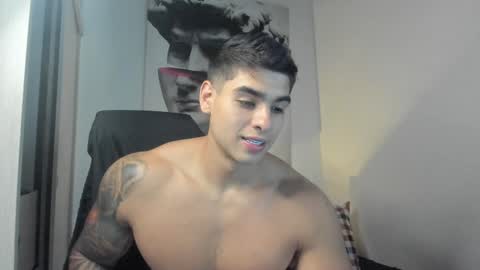 Snapshot of nicolasmuscle chatting on 02/04/25, 06:17 Andres online show from 02/04/25, 06:17