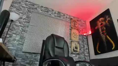 Nicolas Fellener online show from 06/14/26, 04:03