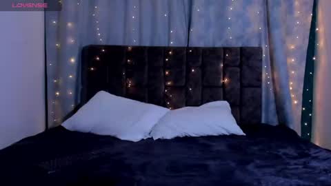 nicolastorres__ online show from 06/16/26, 07:22